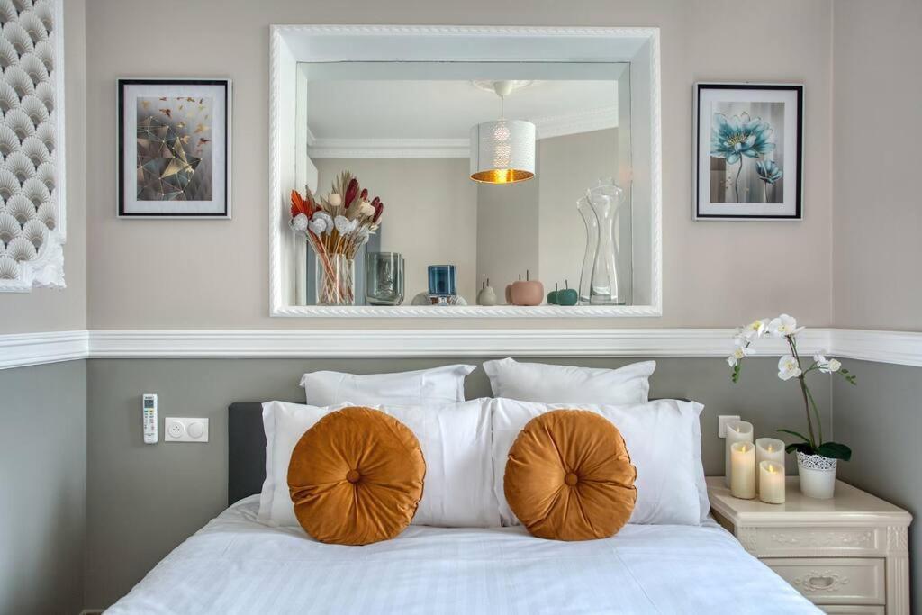 Charming Apart New 2 Bedrooms With Aircon Paris Exterior foto