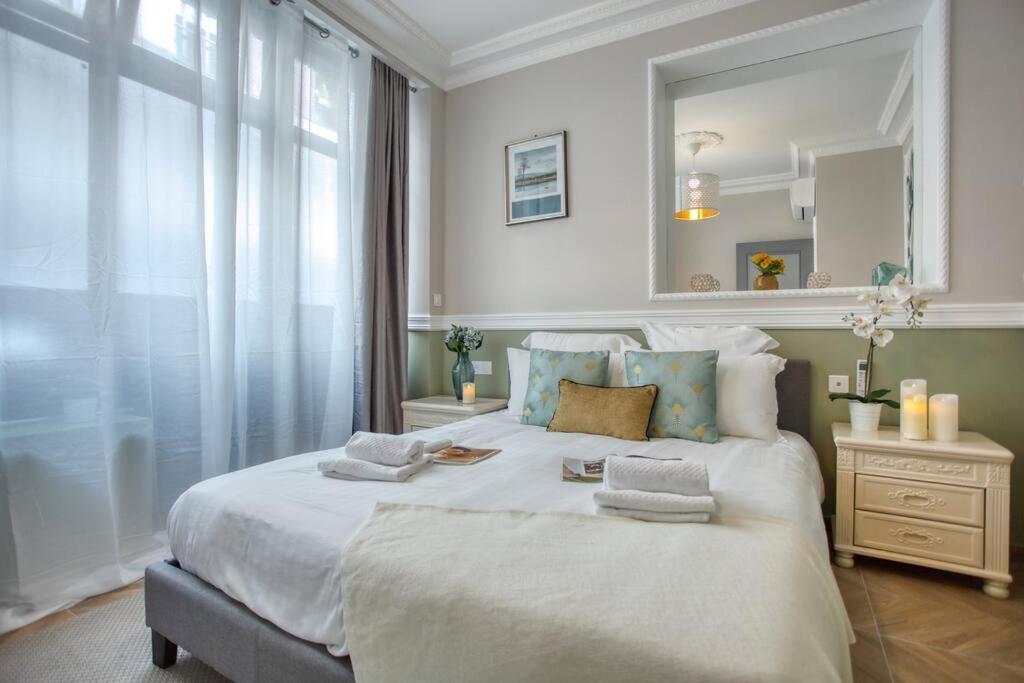 Charming Apart New 2 Bedrooms With Aircon Paris Exterior foto