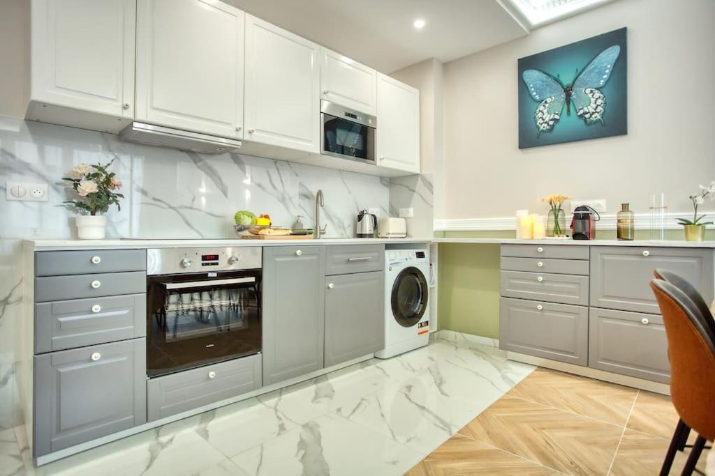Charming Apart New 2 Bedrooms With Aircon Paris Exterior foto